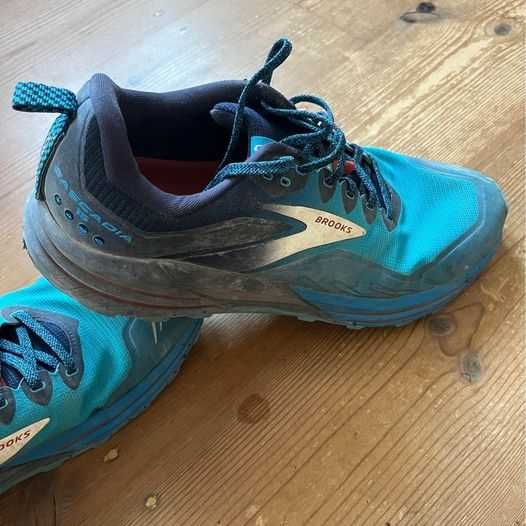 Men BROOKS Cascadia 16 TRAIL Running size 47.5 EUR, 13 USA