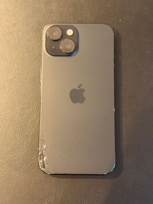 iPhone 15 в оргинална опаковка