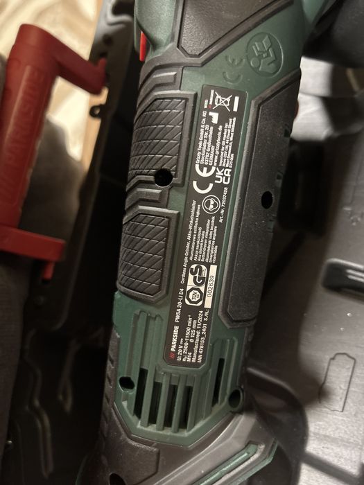 Акумулаторен ъглошлайф parkside