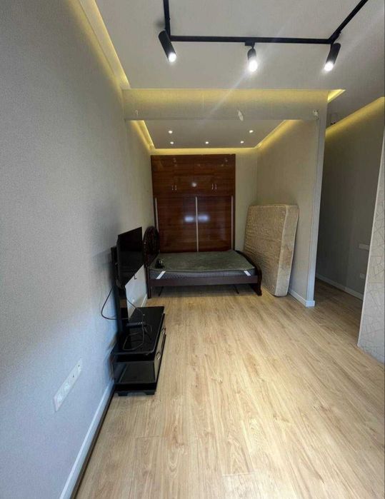 Сдаётся 1/5/5 ЖК Голден Хаус, метро Олмос