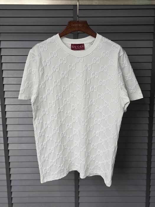 Мъжки тениски различни модели