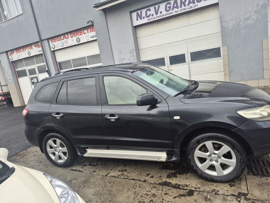 Vând sau schimb hyundai santafe