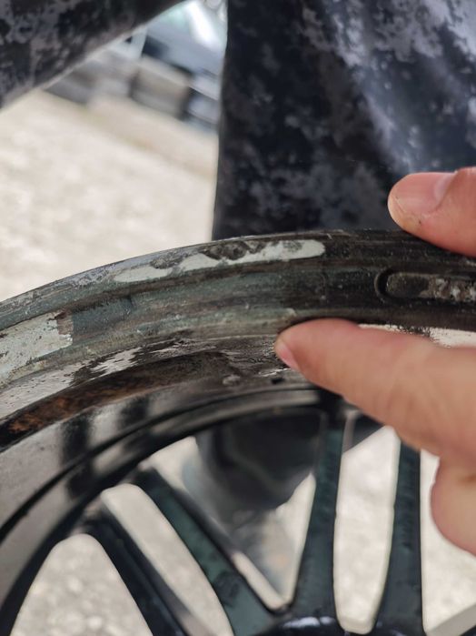 Джанти 19" Audi A4 A6 57.1 J8 5x112 едната има заварка