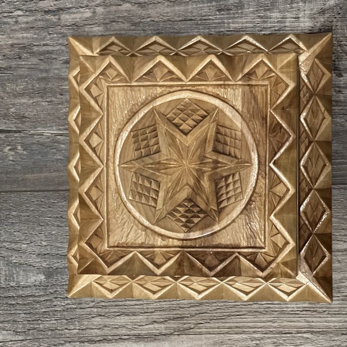 Шкатулка для украшений