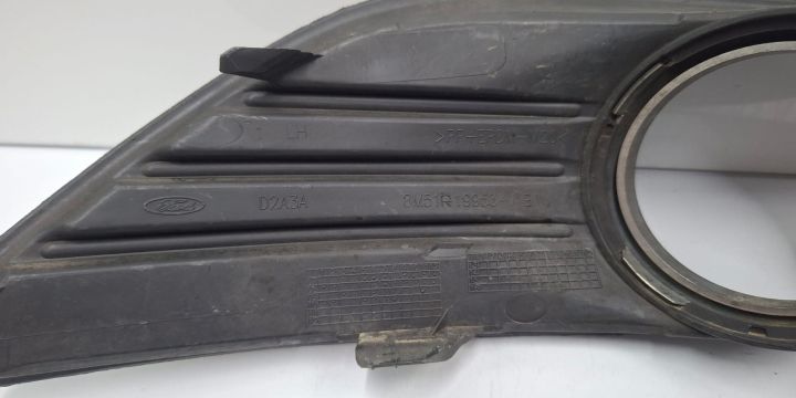 Grila proiector Ford Focus a 2-a generatie