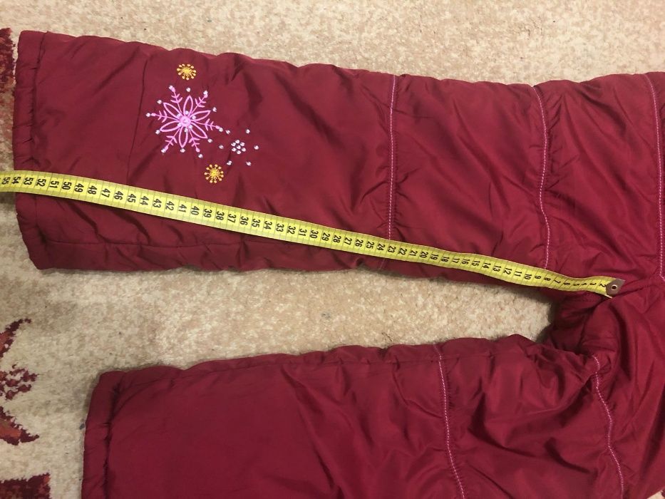 Зимние штаны-комбез продам новые , 6-7 лет р.122 см