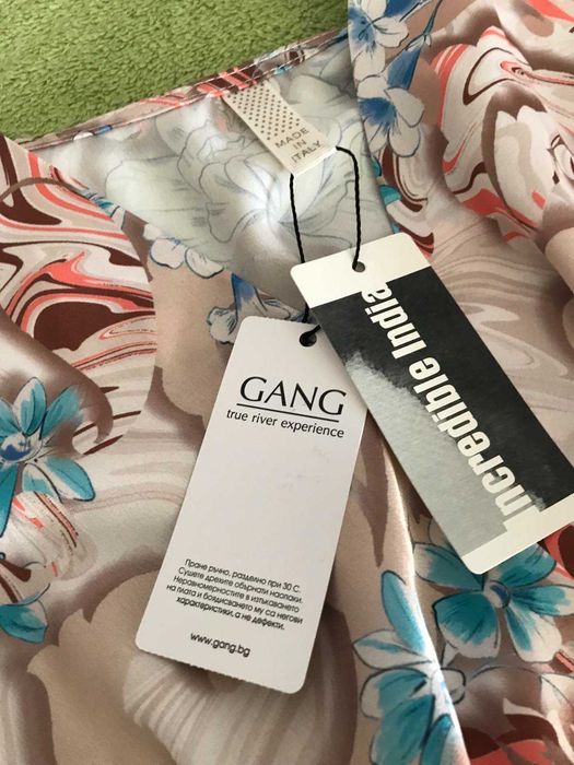 Рокля  чисто нова