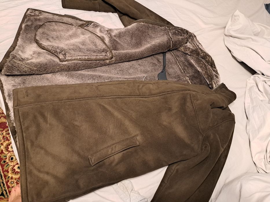 Vand cojoc XL impecabil foarte putin purtat