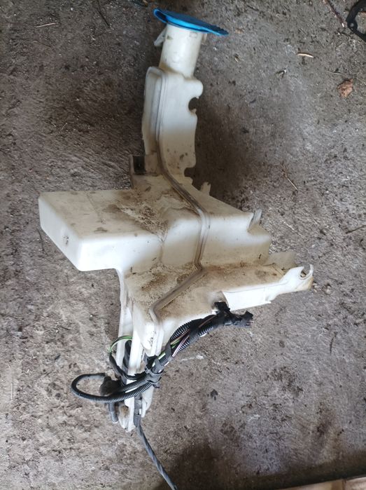 Vas lichid parbriz cu spălătoare faruri Volkswagen Passat B6