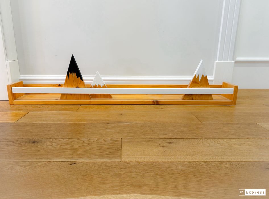 Рафт за декорация и книги