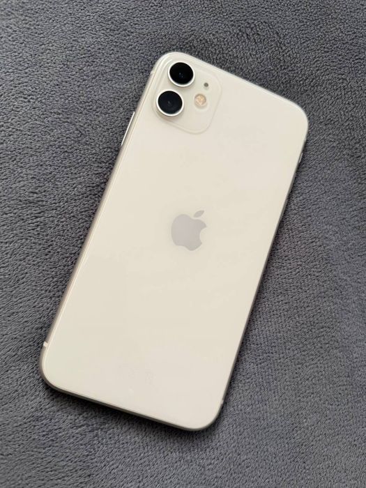 Продам iPhone 11