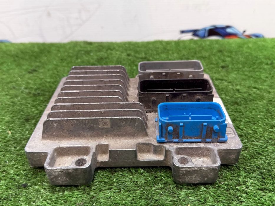 CALCULATOR MOTOR ECU OPEL CORSA E 1.4 BENZINA 2015 COD OEM 12669134 2014-2019