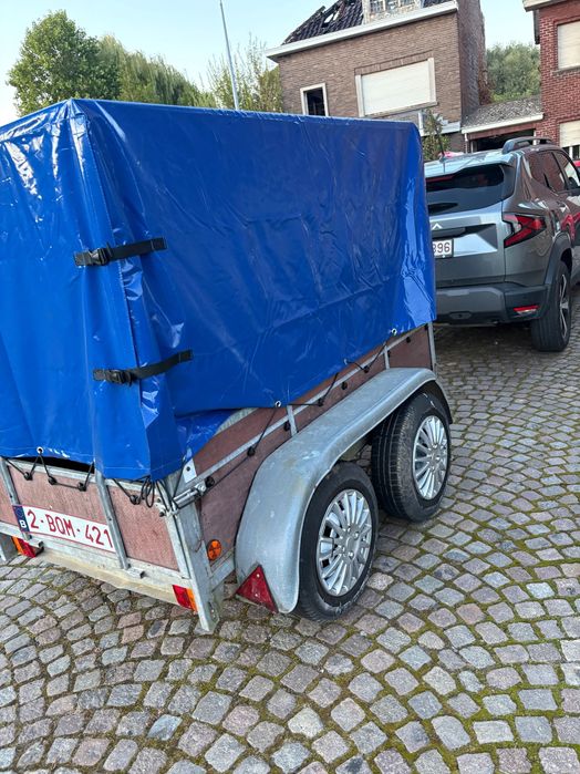 Remorca 750 kg fără sistem de frânare