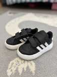 Детски маратонки/кецове/сникърси adidas 26 1/2 номер/размер