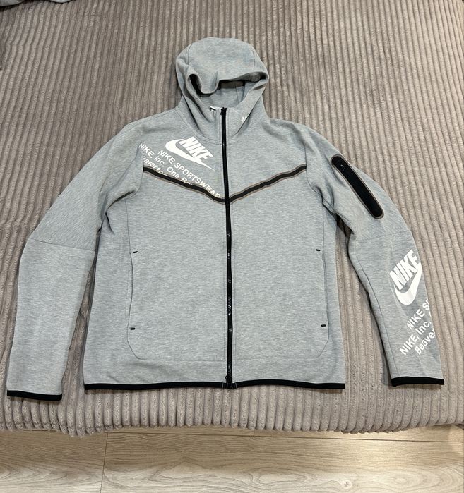 Nike Tech Fleece горнище оригинален