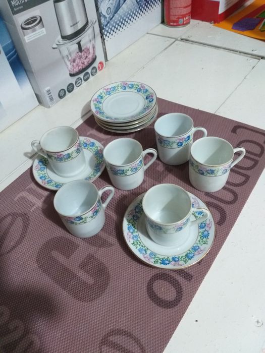 Set de 5 Cesti cu Farfuri Din Portelan  Alb
