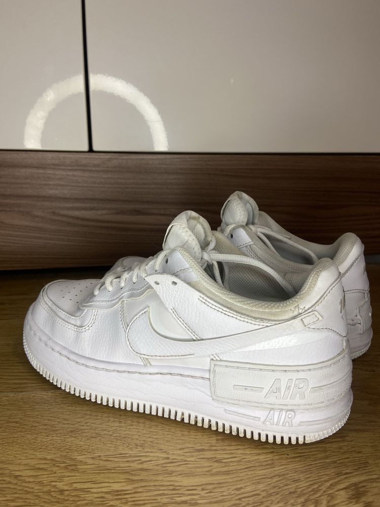 Обувки Nike номер 38.5
