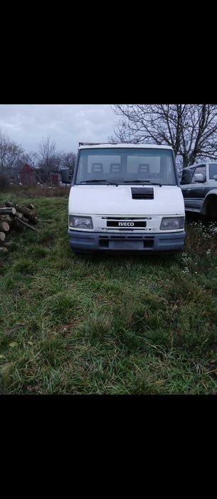 Vând Iveco basculabilă
