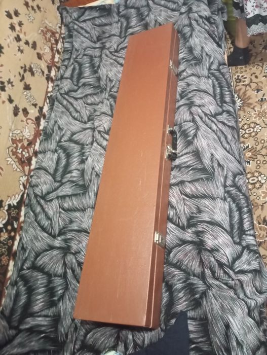 Продаётся вязальная машинка в хорошем состоянии