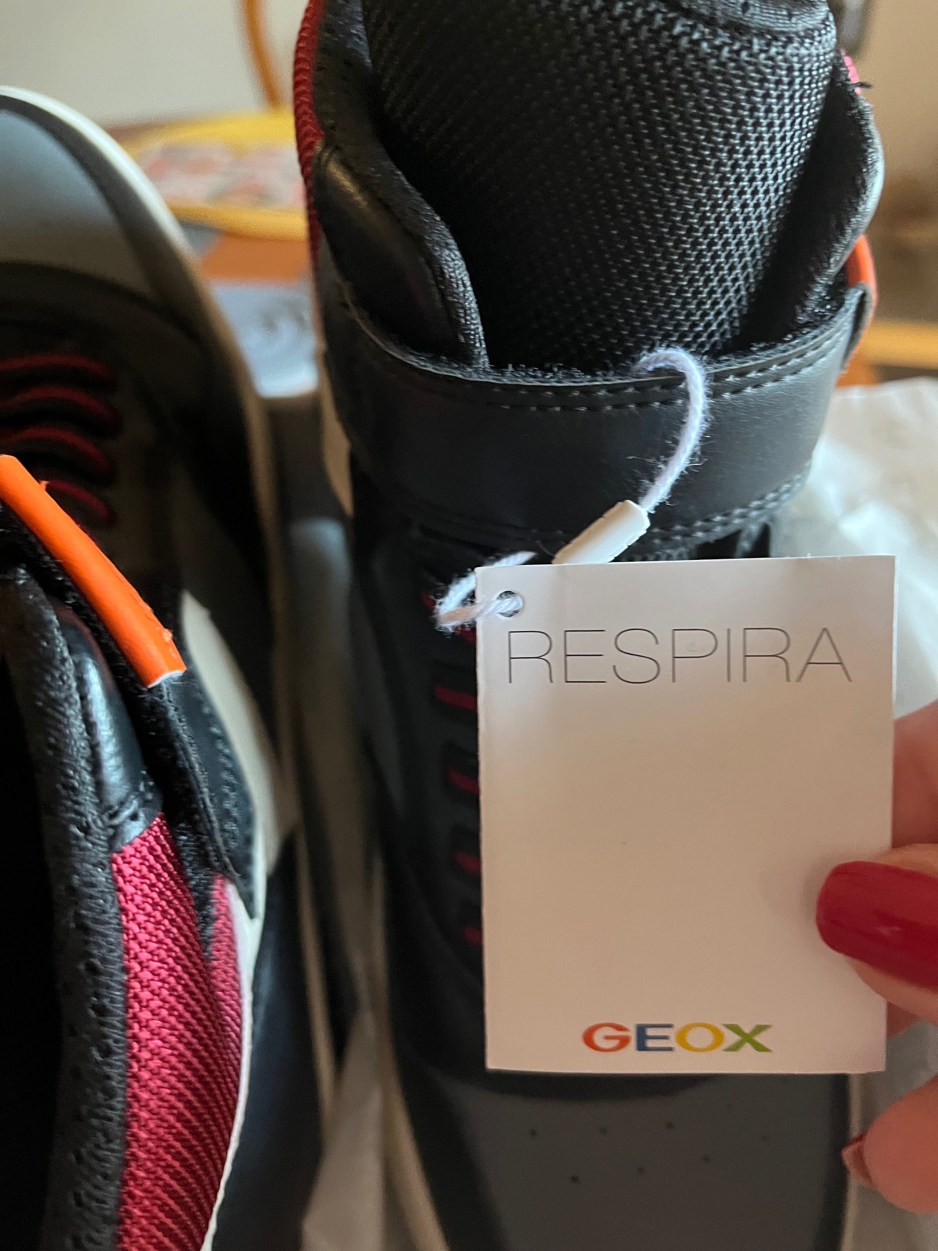 Geox 39 номер маратонки