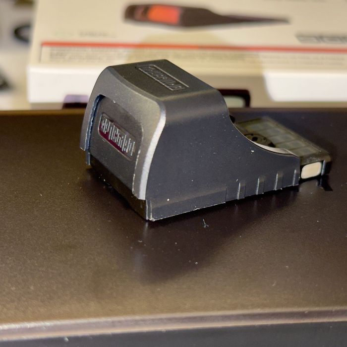 Holosun SCS amprenta Glock MOS plus OpticGuard