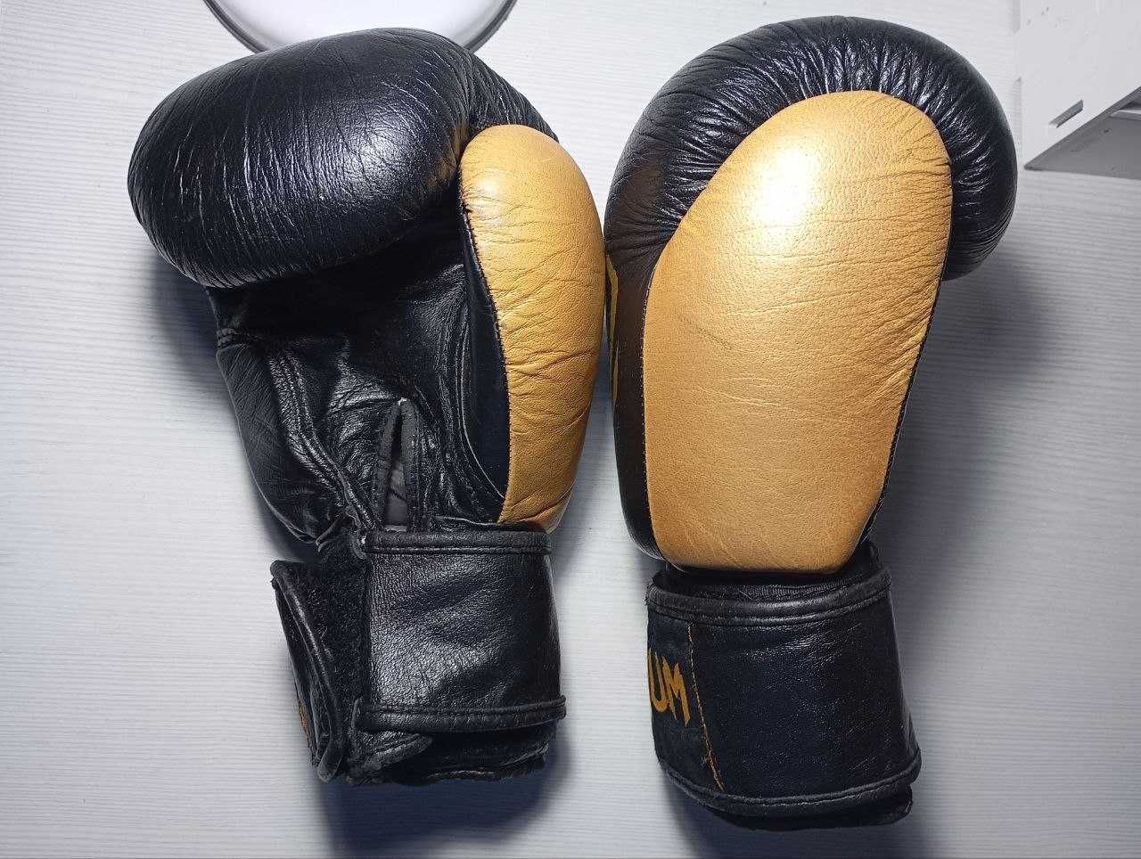 Боксерские перчатки Venum 16 унций