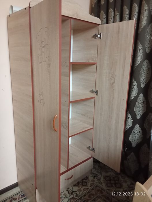 Срочно продам шкаф детский