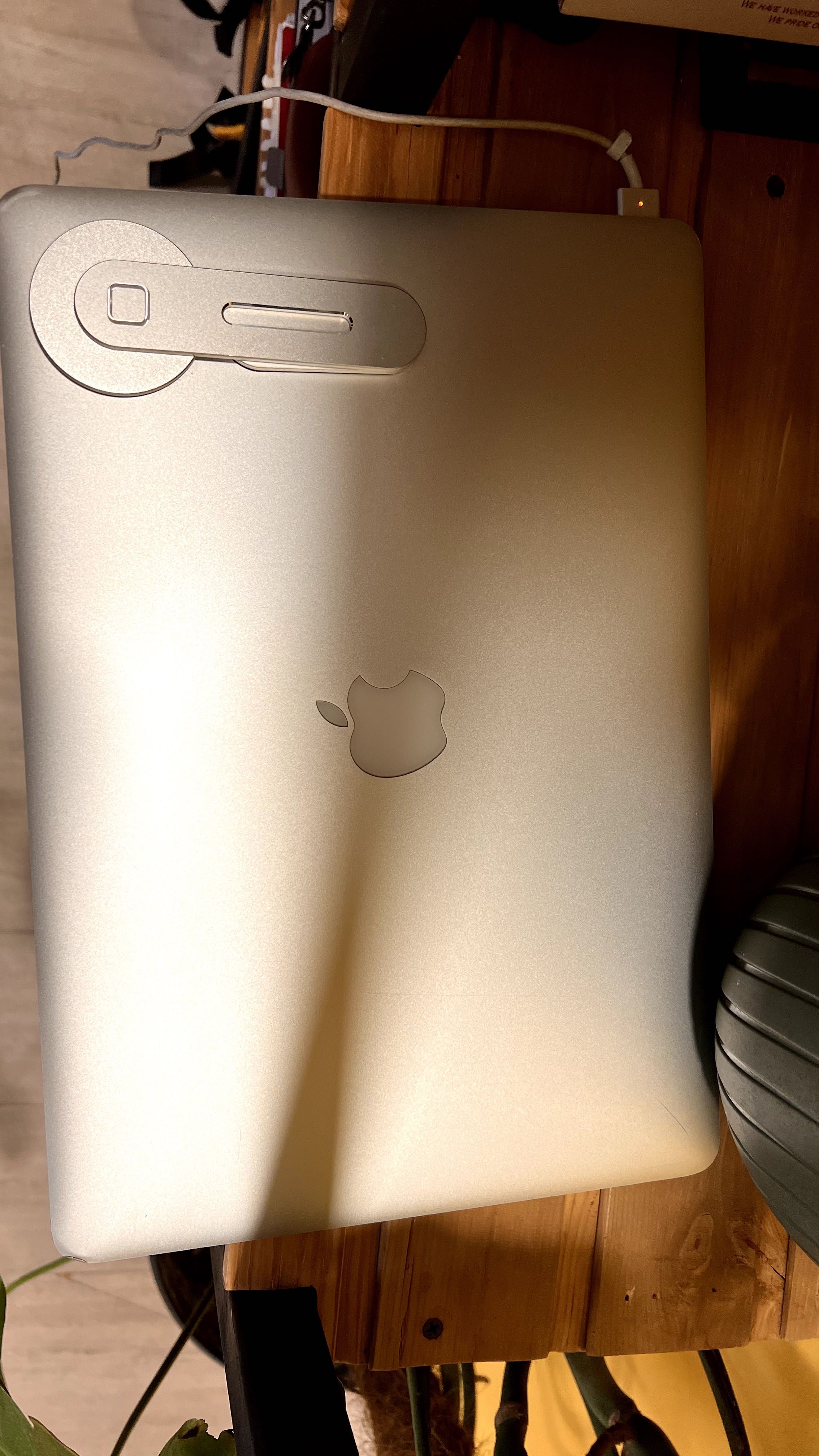 Macbook Pro 2015 Retina Display, 16Gb, 512 Gb с новой батареей