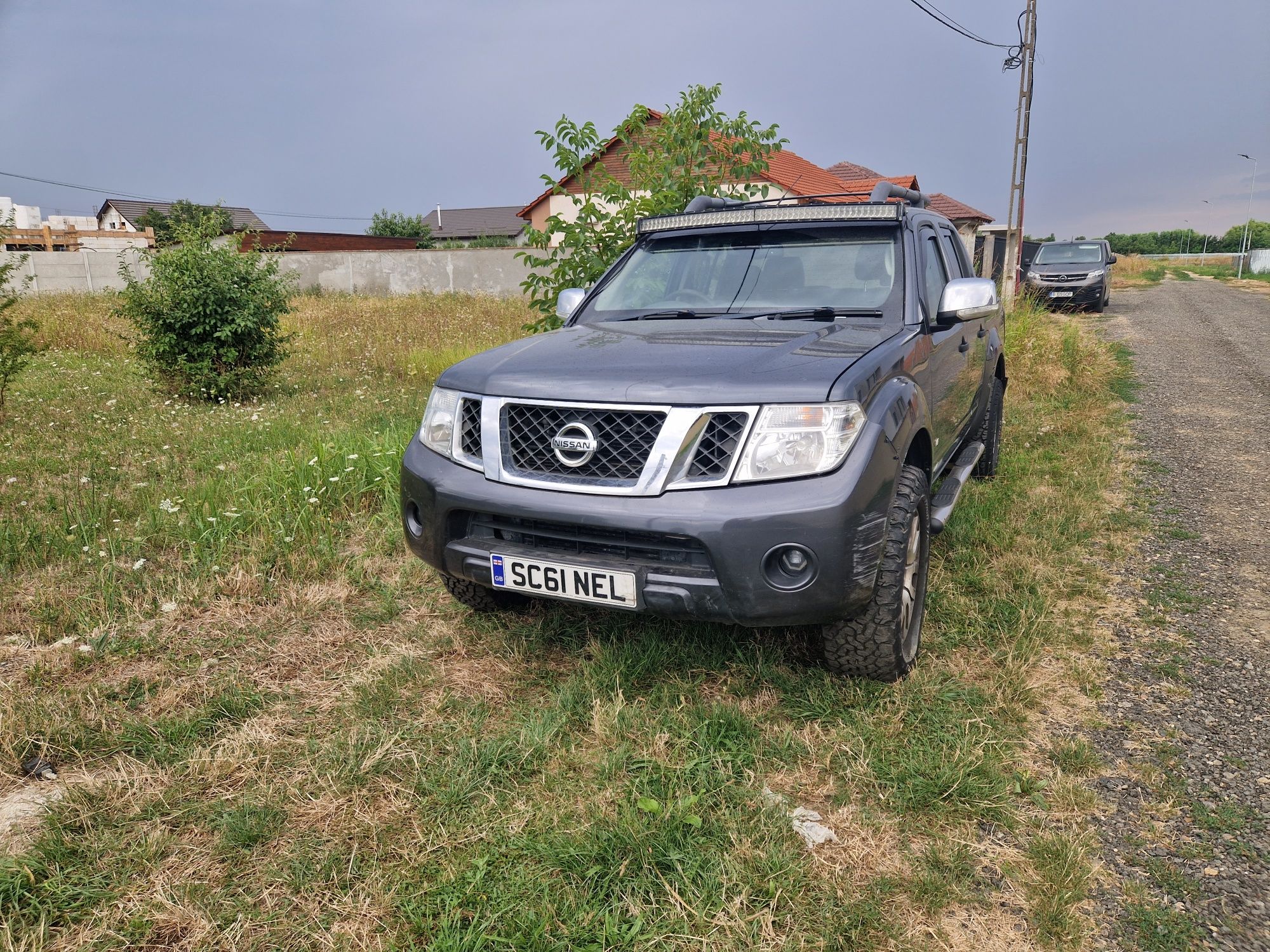 Dezmembrez Nissan Navara 3.0 v6 E5 231 cp 2010-2014 V9X