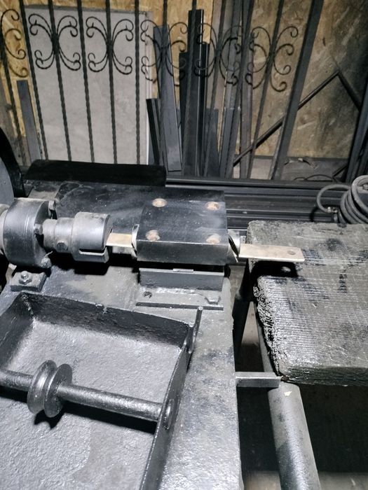 Masina de impletit plasa de gard 220V .