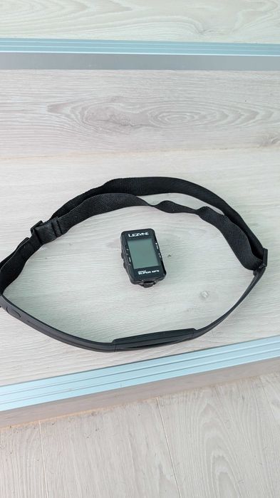 Lezyne Enhanced Super GPS + Garmin HRM1-  STRAVA