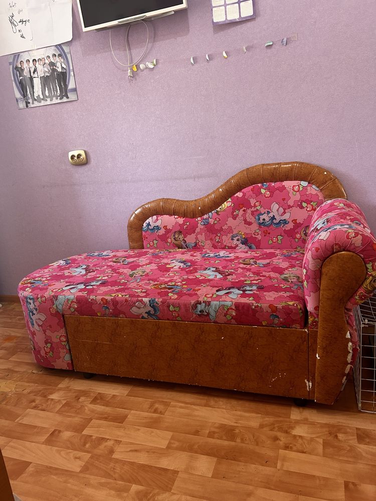 Продам подростковую кровать для девочек