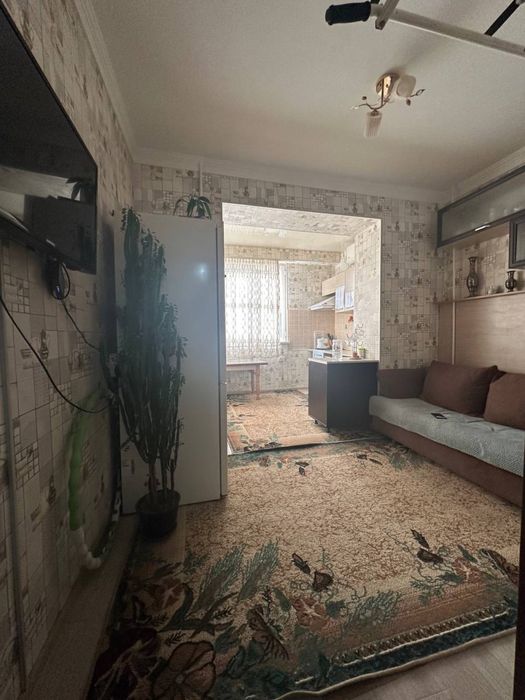 Феруза эко базар срочно продается квартира 3/4/5 Банковский дом кирпич