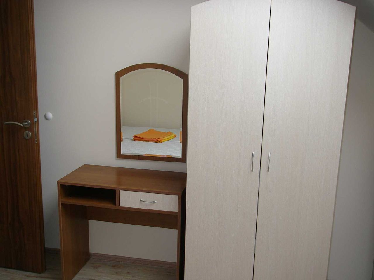 Дава се под наем Двустаен апартамент в Банско - 55 кв.м за 306 € - Снимка #6