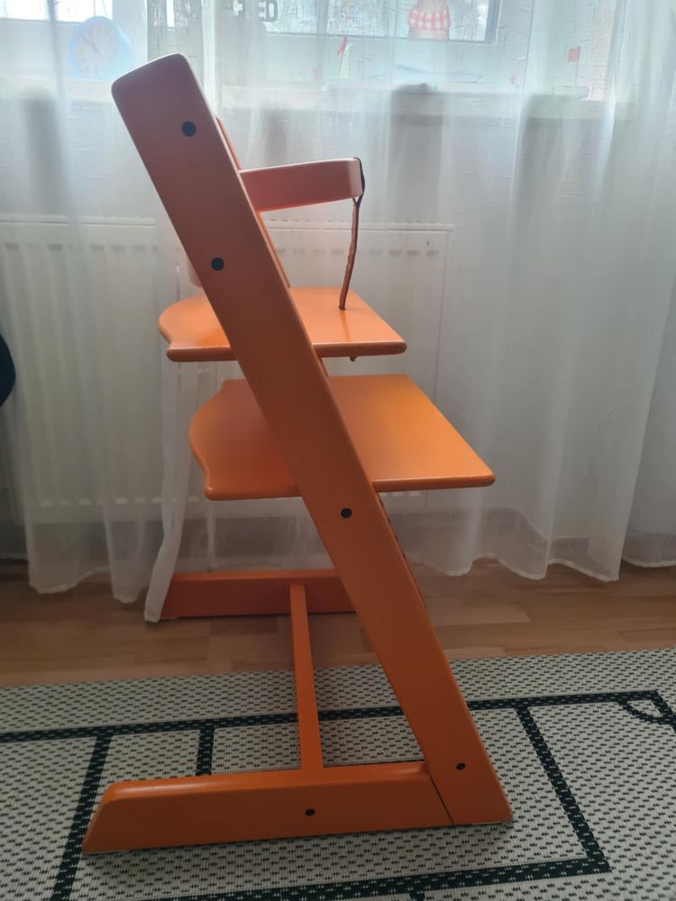 Стол Stokke tripp trapp с предпазен борд