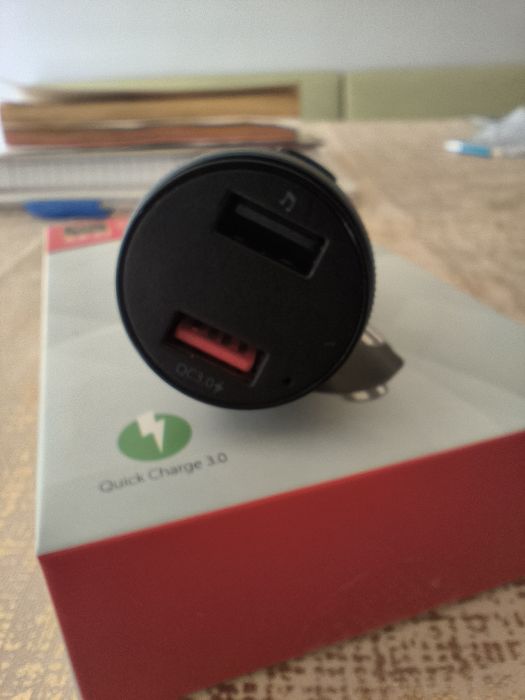 FM трансмитер Akai FMT-C57BT, bluetooth , 2 x USB, Функция MP3 player