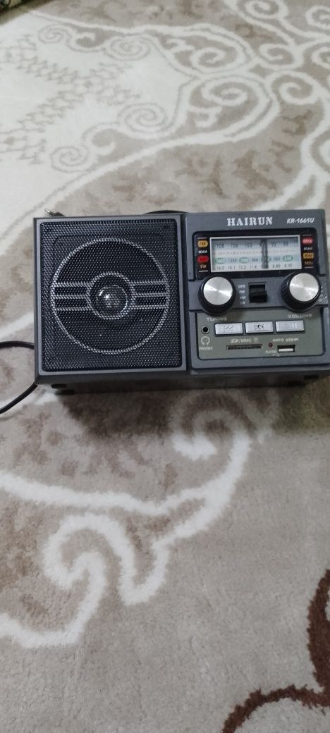 HAIRUN KR-1661U MP3 Radio player