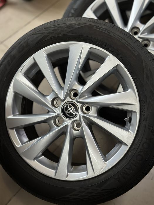 Камри 75 оригинальный комплект  Yokohama