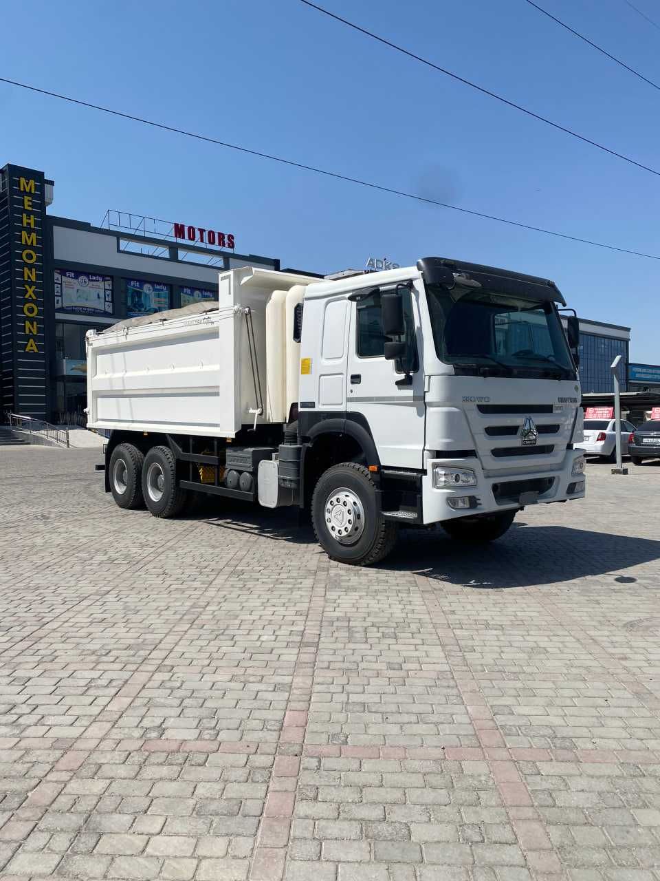 Самосвал HOWO 25 тонн Метан газ 18 м3 Еuro 5