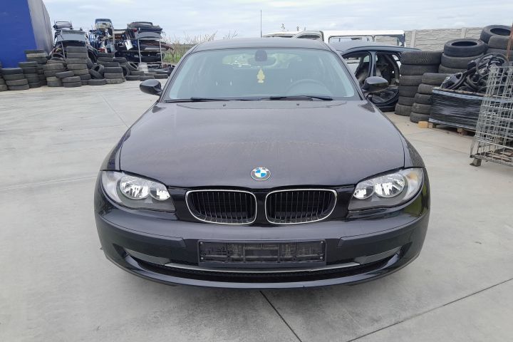 Dezmembrez BMW Seria 1 E81/E82/E87/E88 [facelift] [2007 - 2012] Hatch