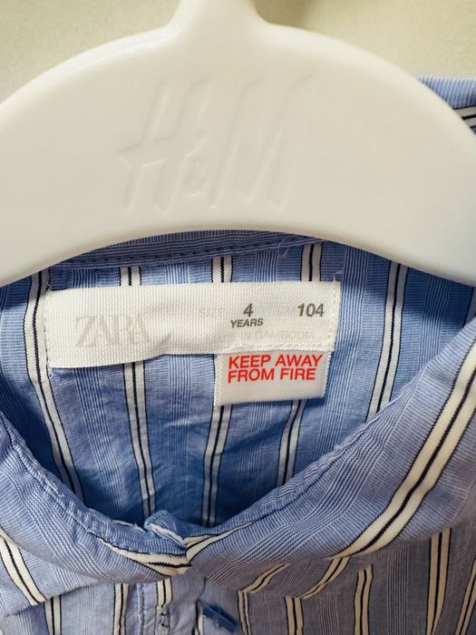 Rochita Zara marimea 104 sau 4 ani