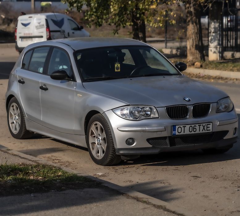 Vand schimb Bmw seria 1 2006 si bmw seria 525 pachet M 3 butoane