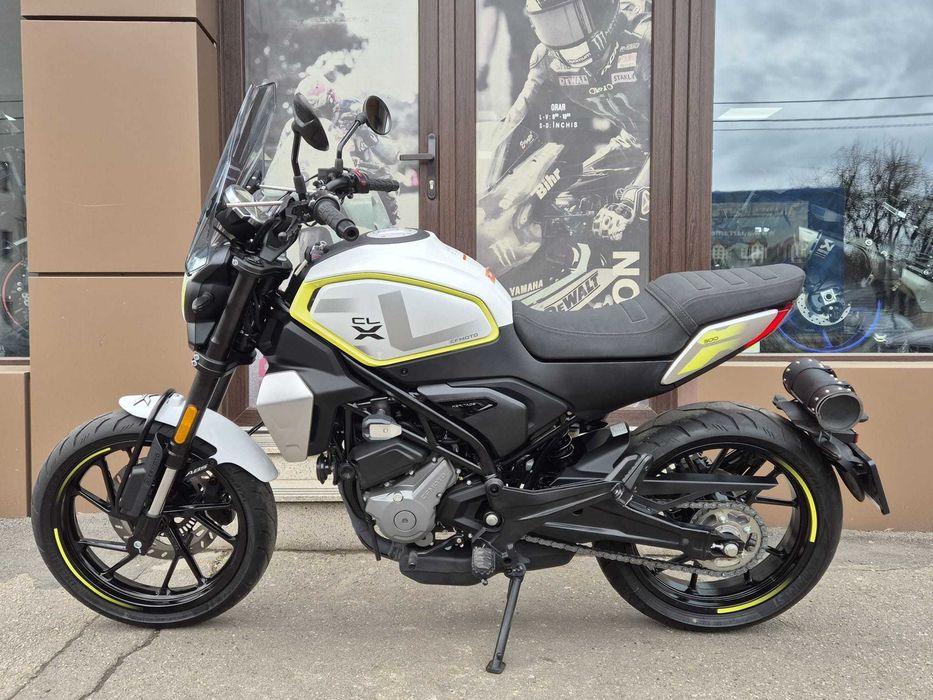 CF Moto 300CL-X ABS 1800 km A2 2024 ~ Garantie 2028 ~