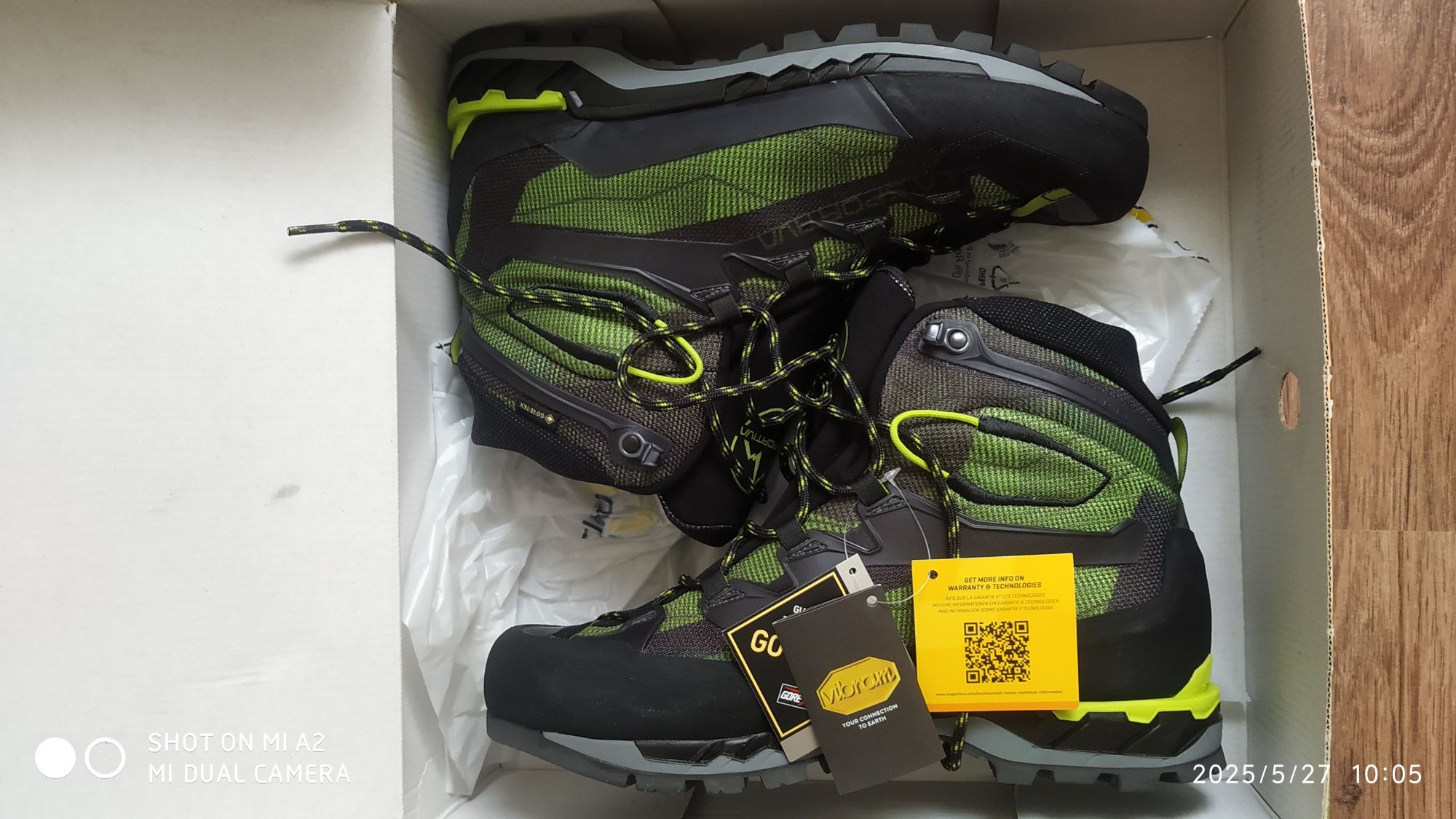 La Sportiva Trango Tech GTX Black Neon