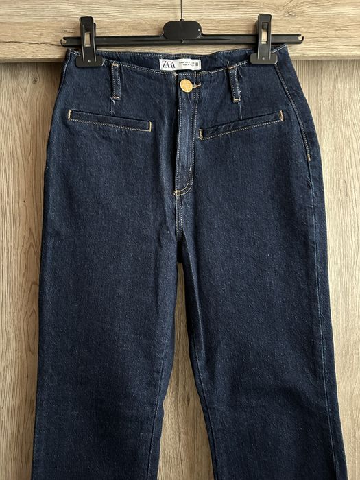ZARA Нови дамски дънки размер 36/S