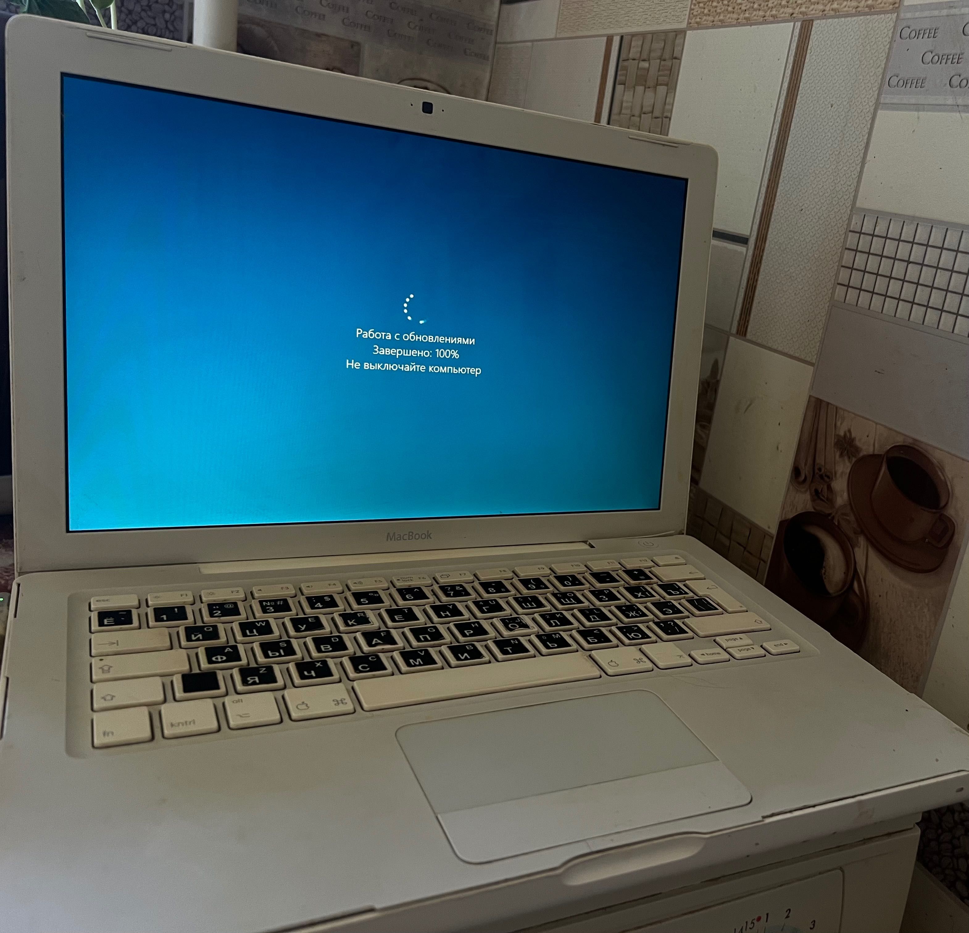 Обменяю MacBook На кукол