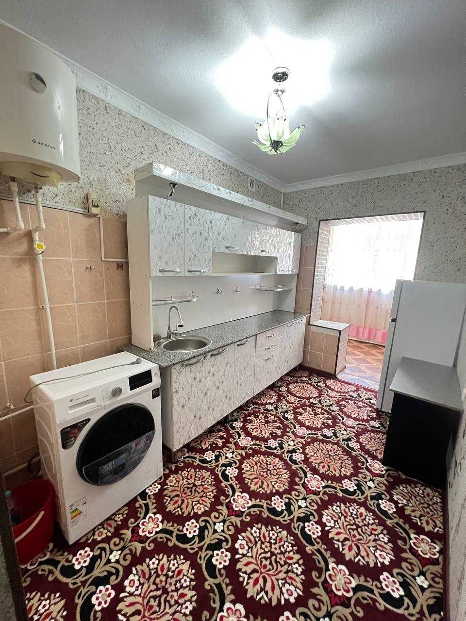 Продаётся 77-серия 3х ком квартира 2-этаж 6-веранда Адрес Гагарина МЧС