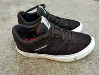 Vând Sneaker Jordan