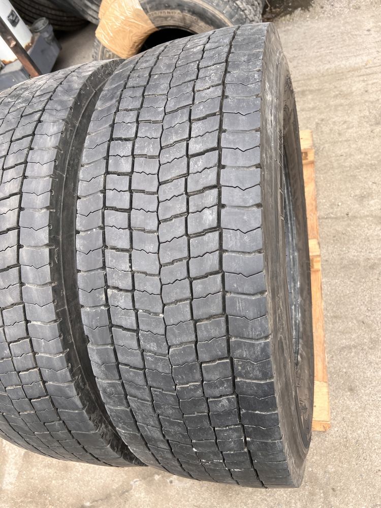 2 anvelope camion tractiune 315/70/22.5 , Pirelli , DOT 2020 , 10 mm !