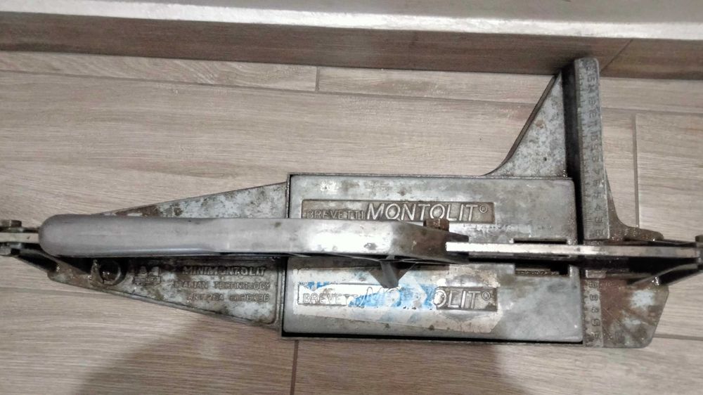 Mașină de tăiat gresie și faianță minimontolit 36×36